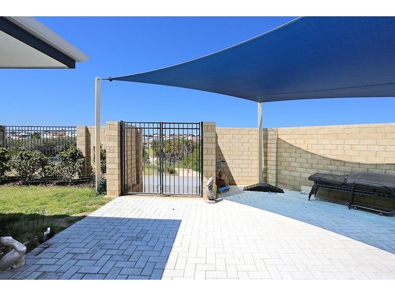 18 Asper Way, Halls Head WA 6210