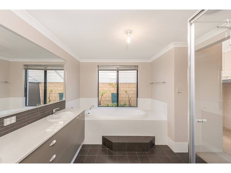 81 Cormorant Key, Wannanup WA 6210