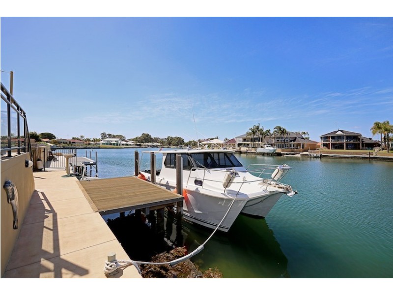 20 Donnelly Gardens, Dudley Park WA 6210