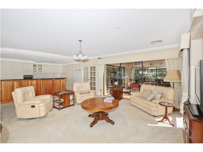 36 Warren Place, Dudley Park WA 6210