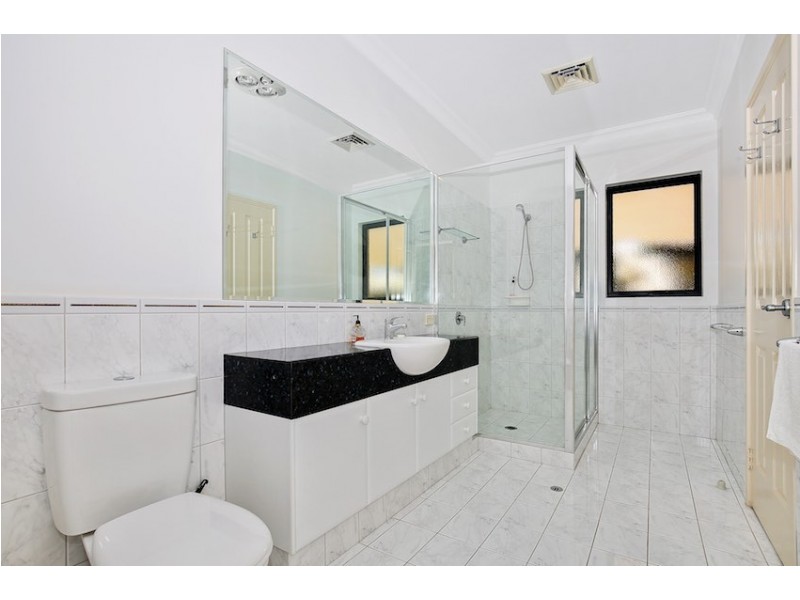 36 Warren Place, Dudley Park WA 6210