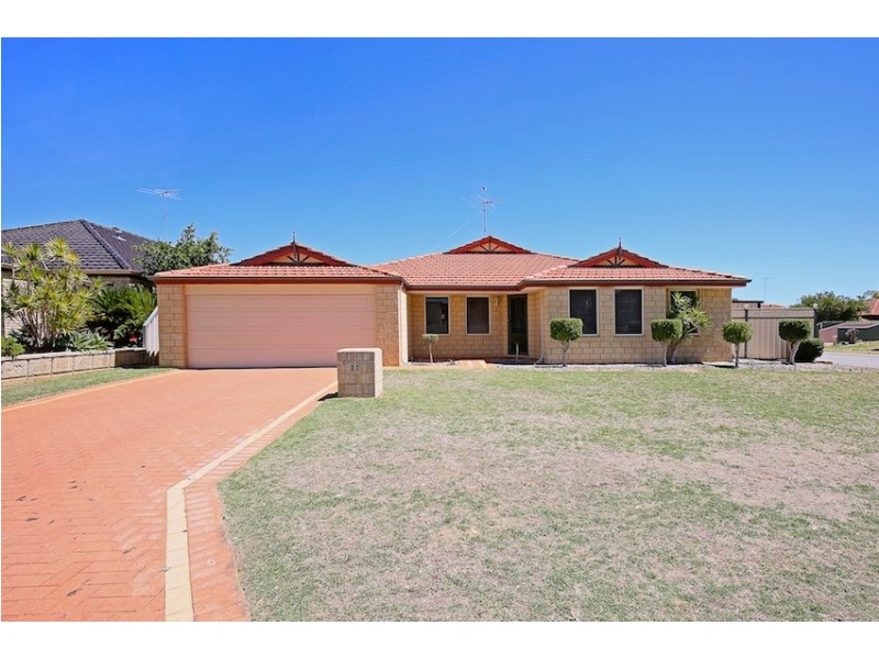 11 Parkstone Grove, Meadow Springs WA 6210