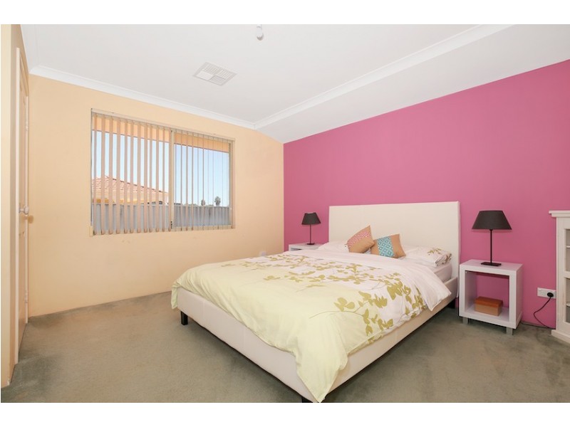 11 Parkstone Grove, Meadow Springs WA 6210