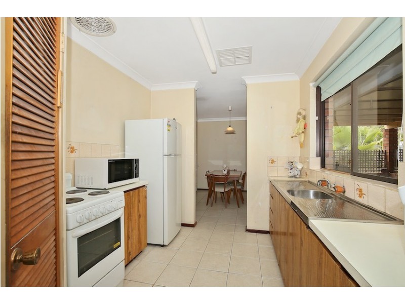 3 Hennessy Place, Mandurah WA 6210