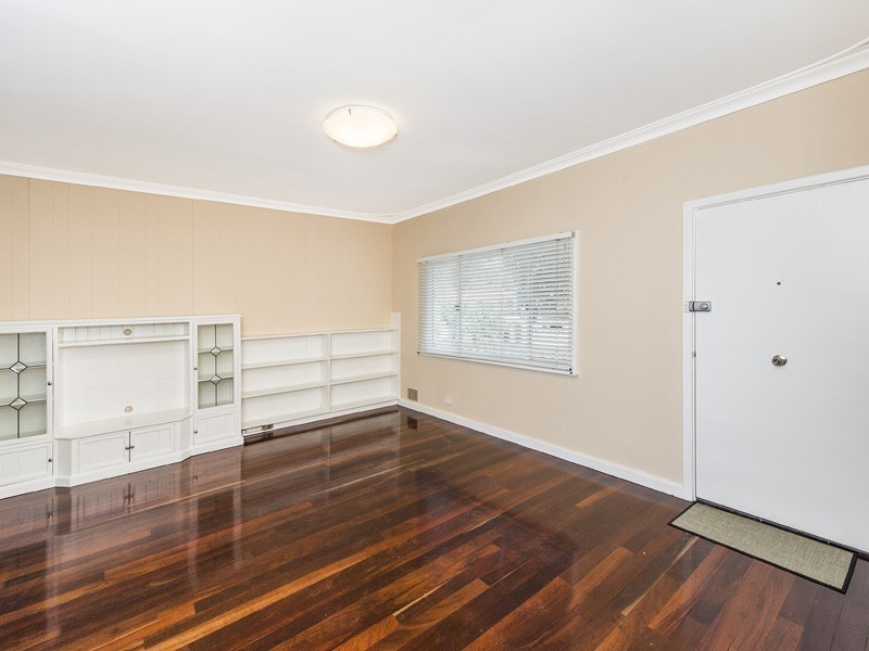 7 Henson Street, Silver Sands WA 6210