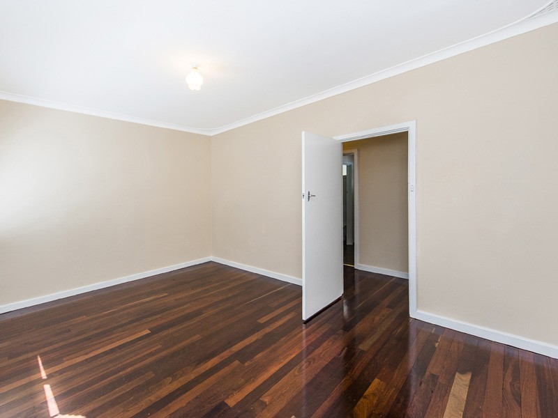 7 Henson Street, Silver Sands WA 6210