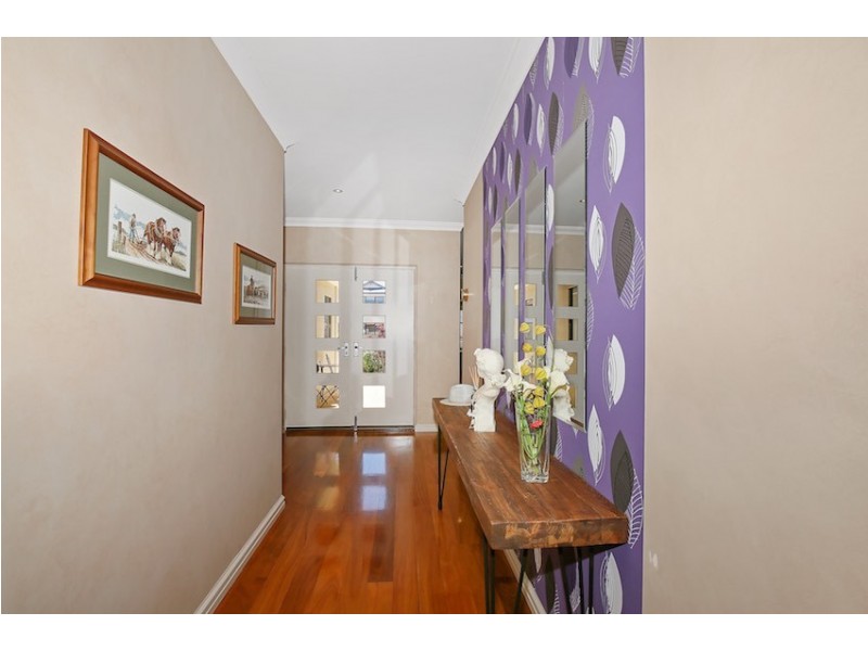 15 Ragamuffin Point, Halls Head WA 6210