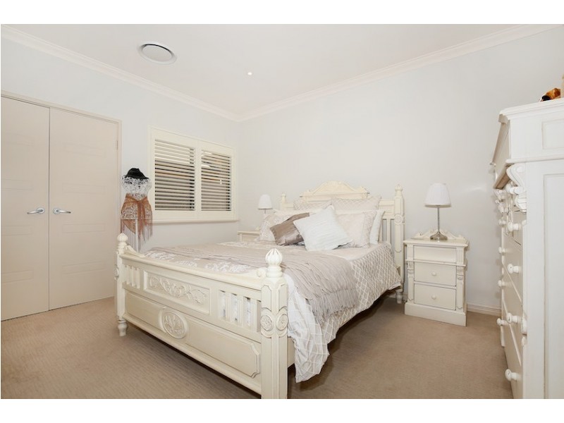 15 Ragamuffin Point, Halls Head WA 6210