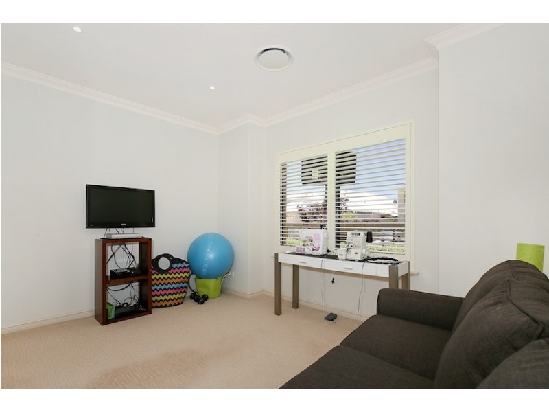 15 Ragamuffin Point, Halls Head WA 6210