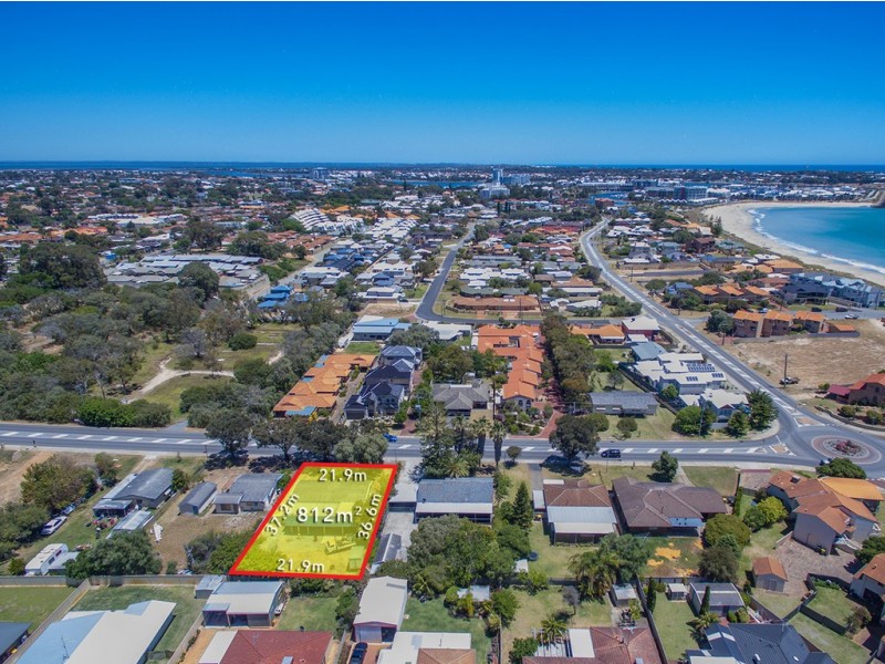 9 Henson Street, Silver Sands WA 6210