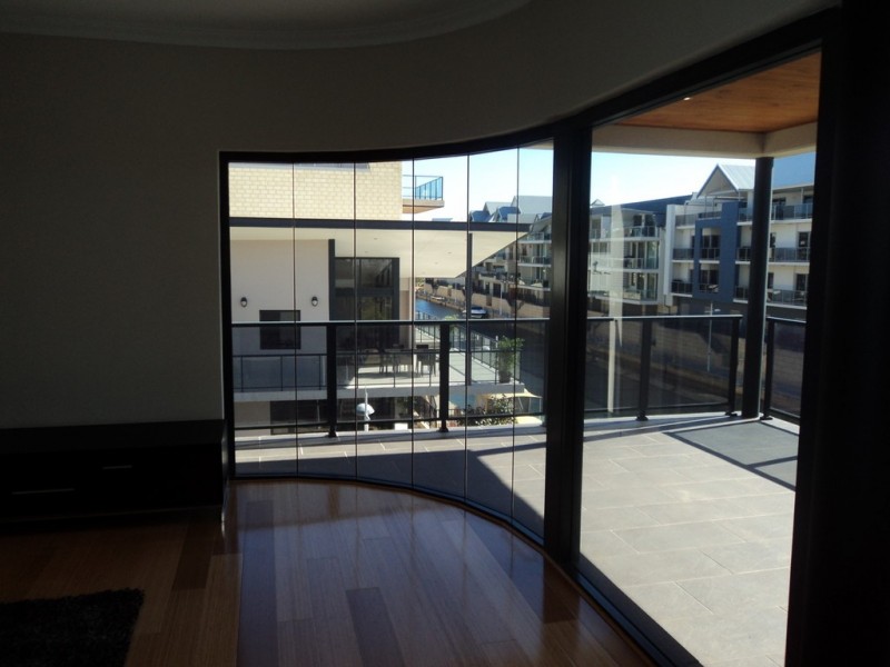2/9 Dorsodura Way, Mandurah WA 6210