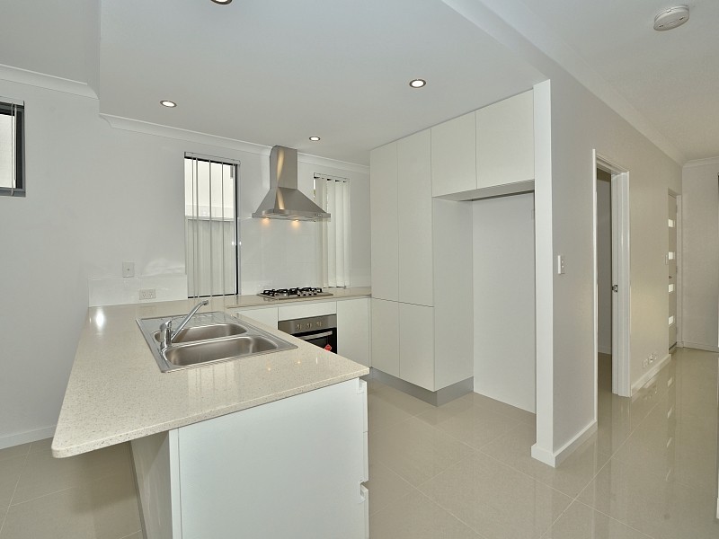 1/48 Morfitt Street, Mandurah WA 6210