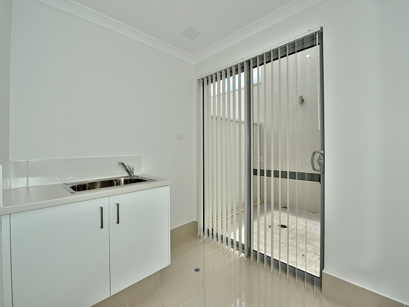 1/48 Morfitt Street, Mandurah WA 6210