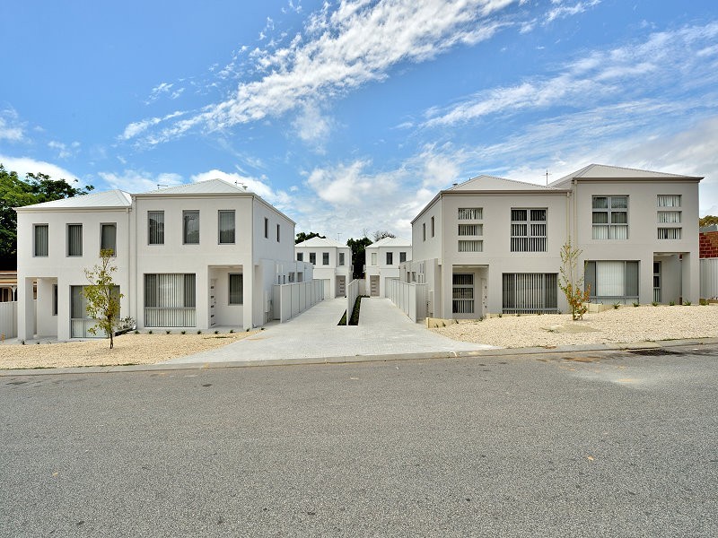 1/48 Morfitt Street, Mandurah WA 6210