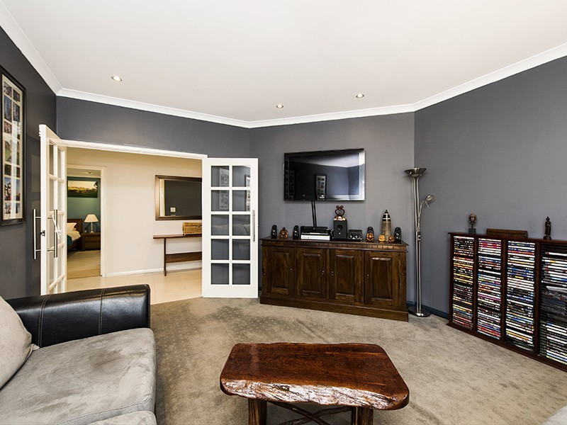 16 Yindana Boulevard, Lakelands WA 6180