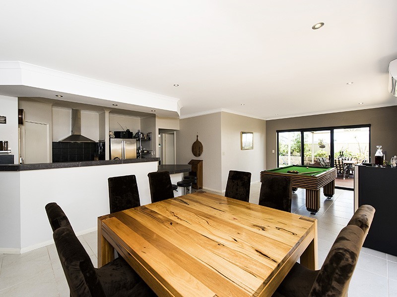 16 Yindana Boulevard, Lakelands WA 6180