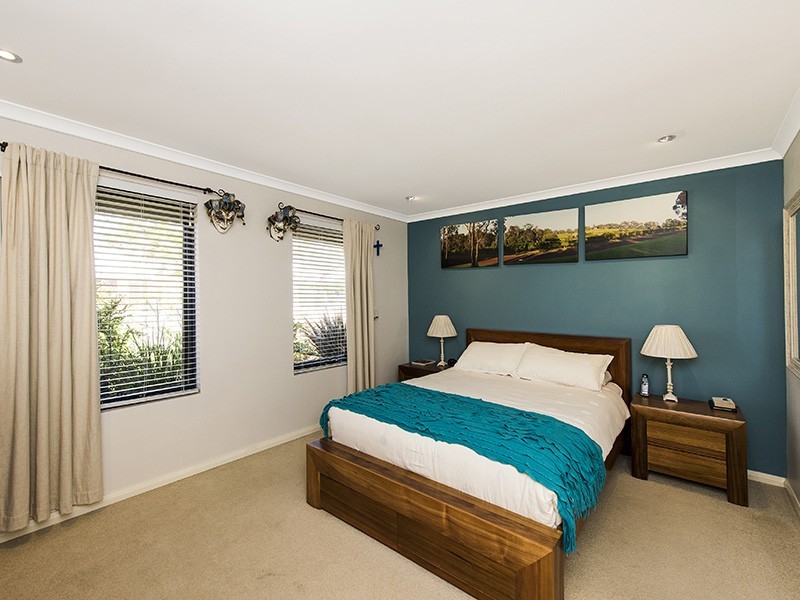 16 Yindana Boulevard, Lakelands WA 6180