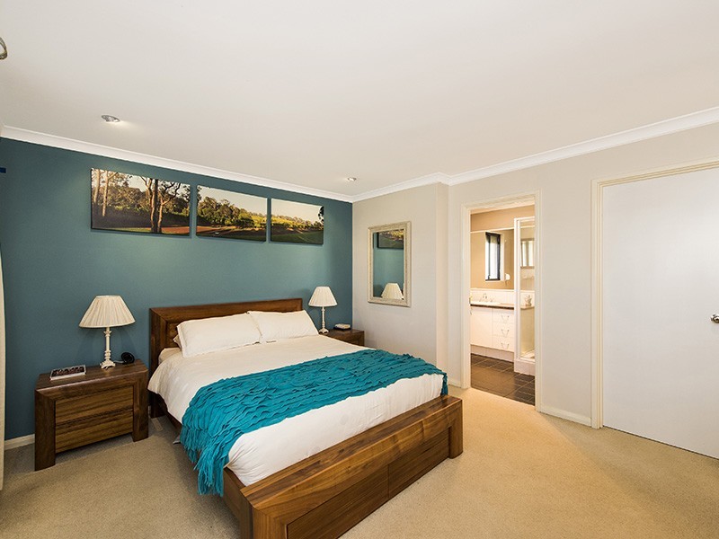 16 Yindana Boulevard, Lakelands WA 6180