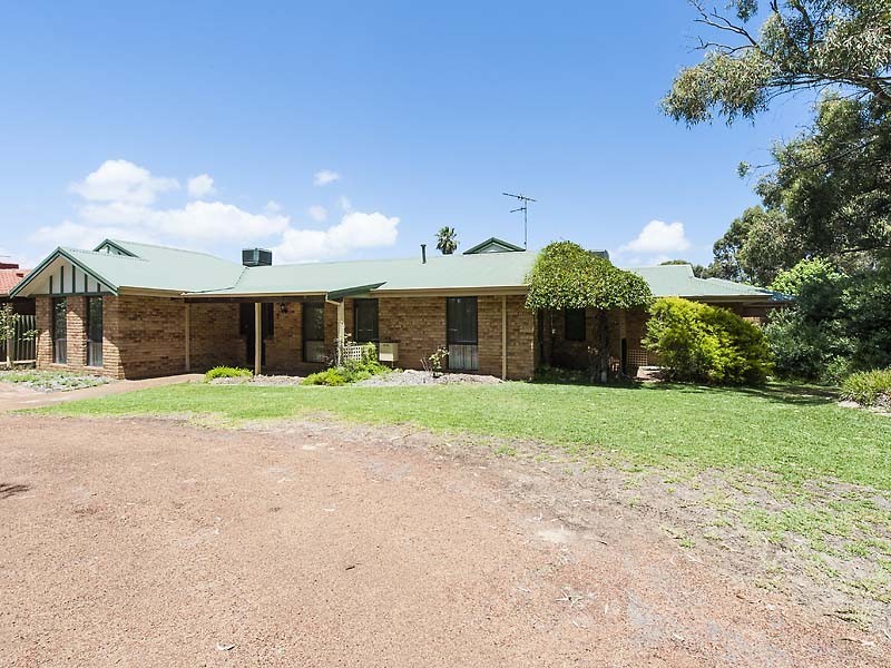 6 Fairfield Way, Halls Head WA 6210