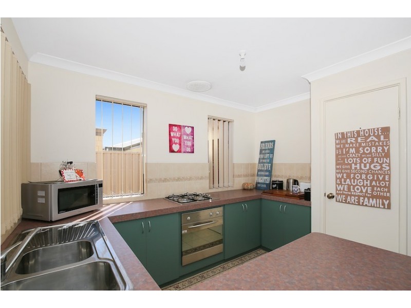 1/18 Binnar Court, Erskine WA 6210