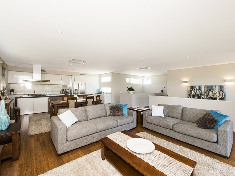 7 Whimbrel Crescent, Coodanup WA 6210