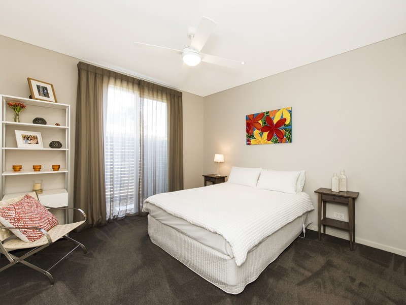 7 Whimbrel Crescent, Coodanup WA 6210