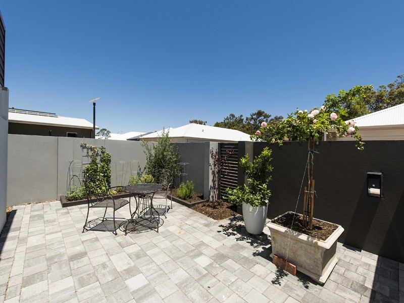 7 Whimbrel Crescent, Coodanup WA 6210