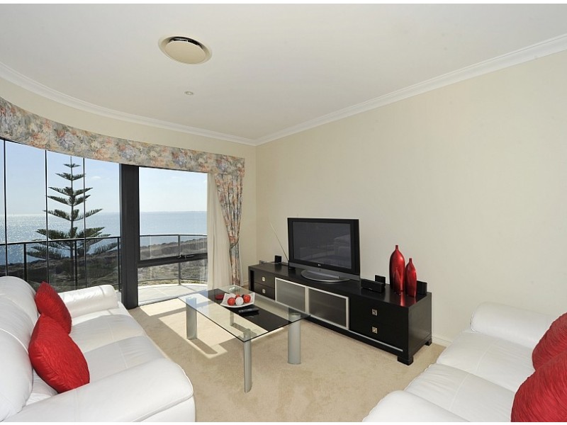 2/55 Breakwater Pde, Mandurah WA 6210