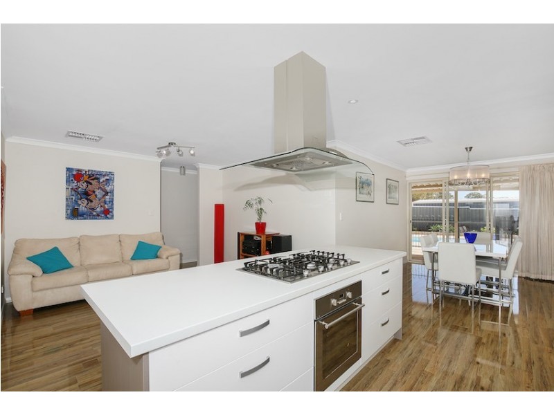 13 Broadfield Retreat, Erskine WA 6210