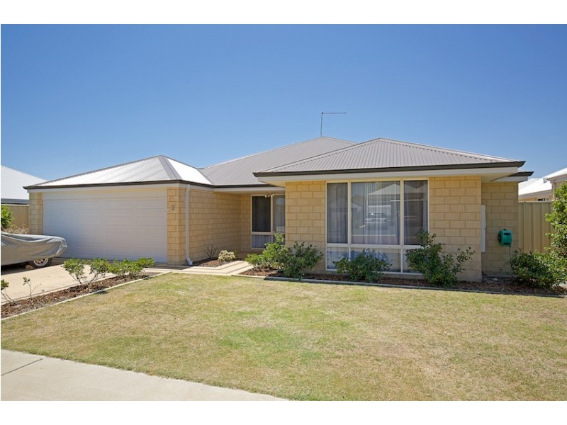 3 Indoon Way, Lakelands WA 6180