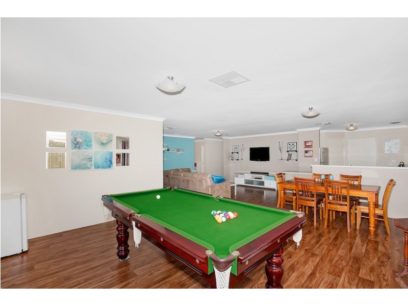 3 Indoon Way, Lakelands WA 6180