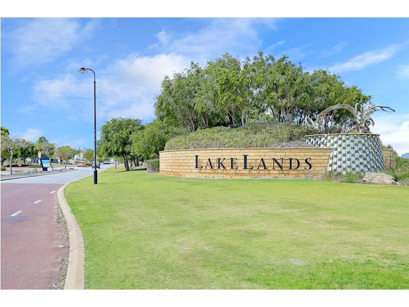 3 Indoon Way, Lakelands WA 6180
