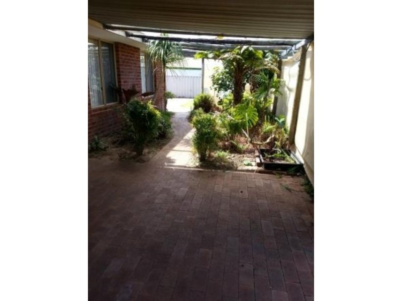 11 Rathmines Place, Coodanup WA 6210