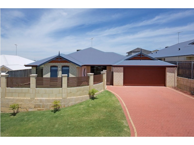9 Calytrix Way, Halls Head WA 6210