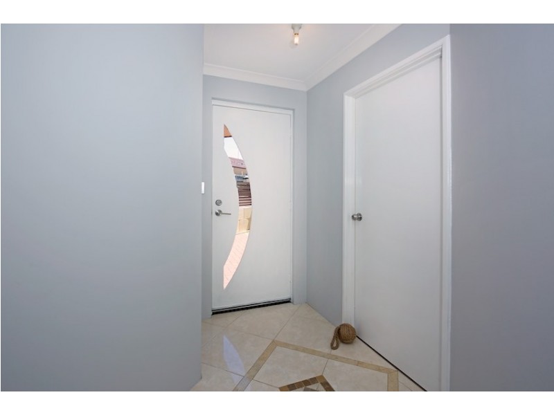 9 Calytrix Way, Halls Head WA 6210