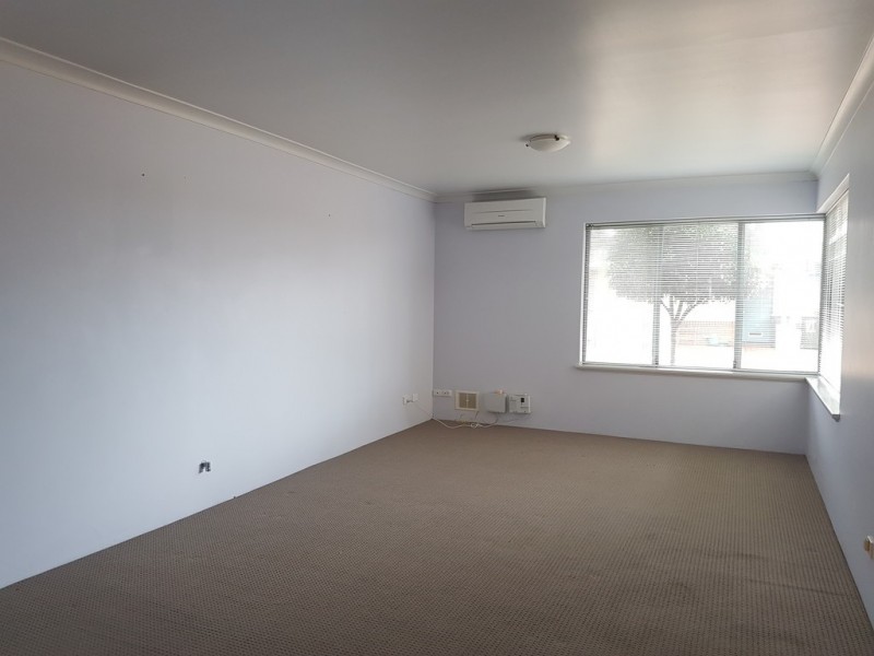 12/1 Waterside Drive, Dudley Park WA 6210