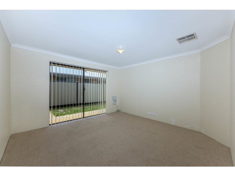 346 Oakmont Avenue, Meadow Springs WA 6210