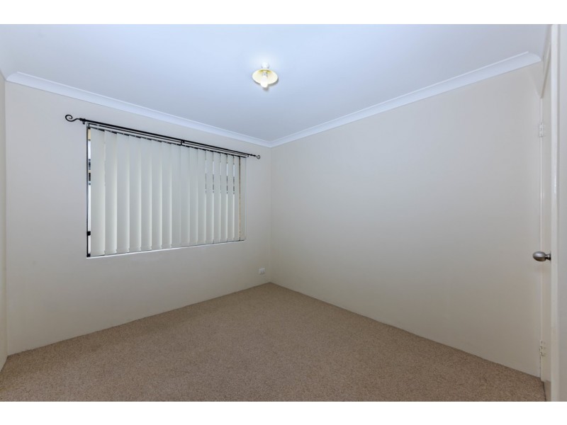 346 Oakmont Avenue, Meadow Springs WA 6210