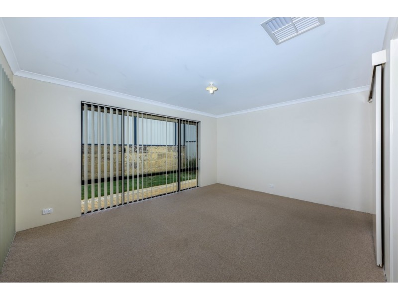 346 Oakmont Avenue, Meadow Springs WA 6210