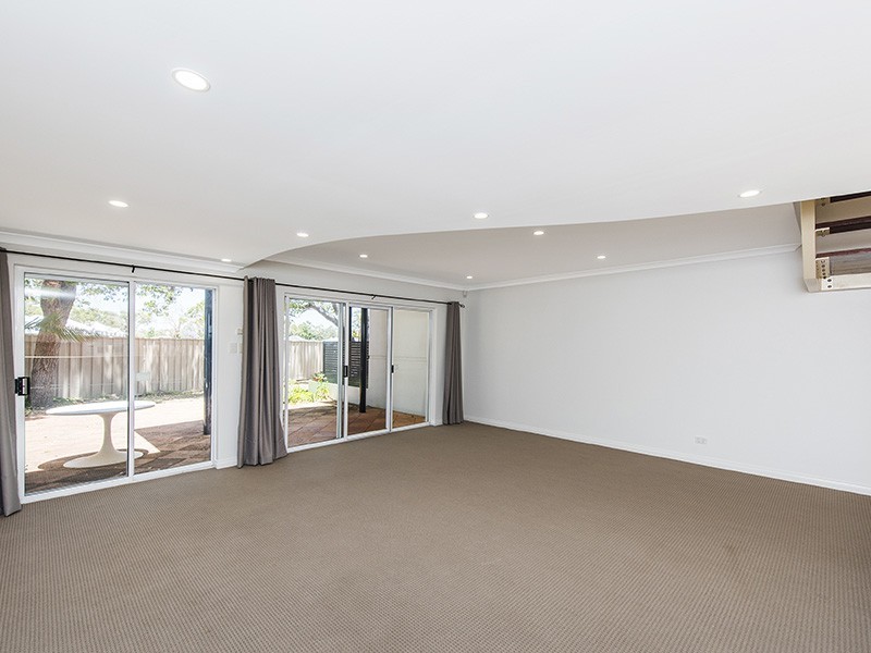 2/2 Marina Quay Drive, Erskine WA 6210