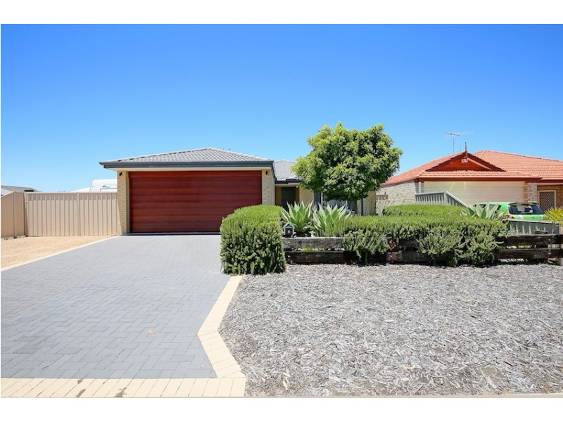 8 Pytheas Approach, Dudley Park WA 6210