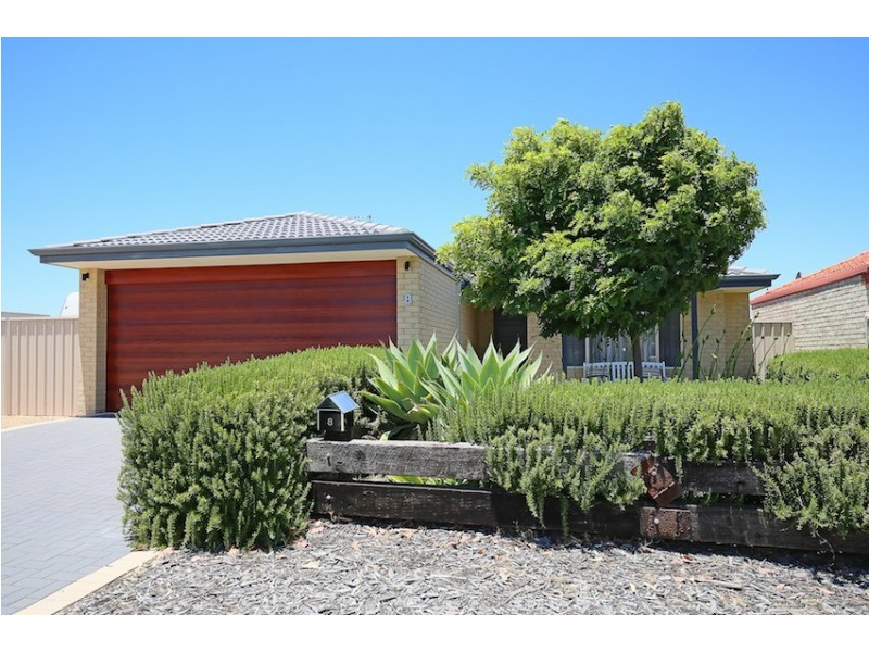8 Pytheas Approach, Dudley Park WA 6210