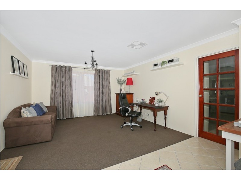 8 Pytheas Approach, Dudley Park WA 6210