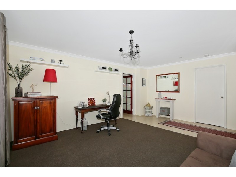 8 Pytheas Approach, Dudley Park WA 6210