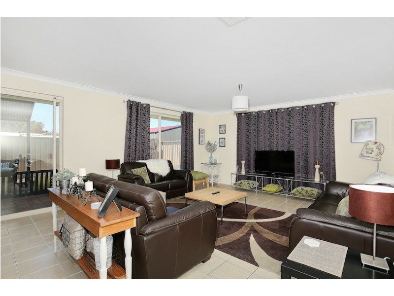 8 Pytheas Approach, Dudley Park WA 6210