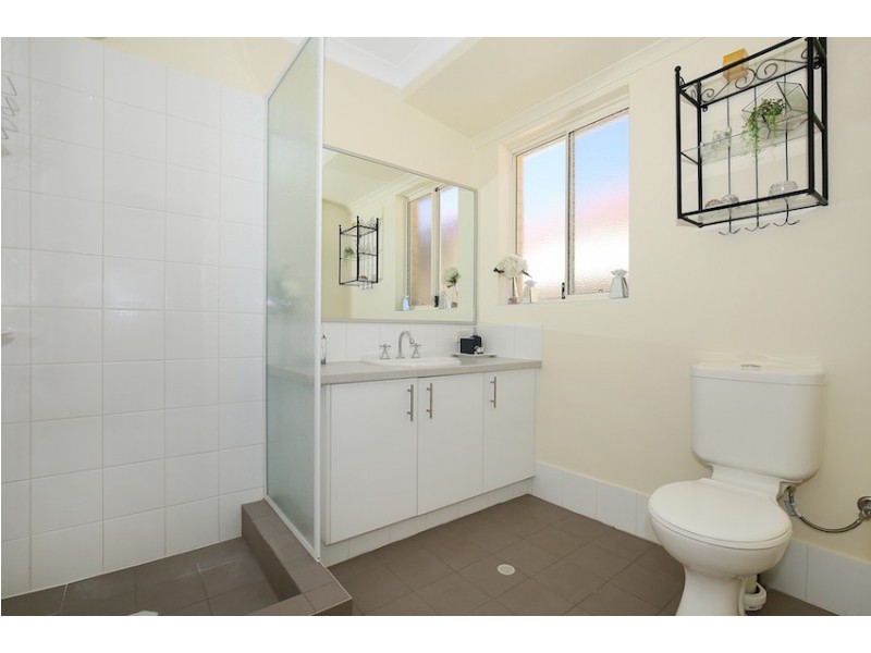 8 Pytheas Approach, Dudley Park WA 6210