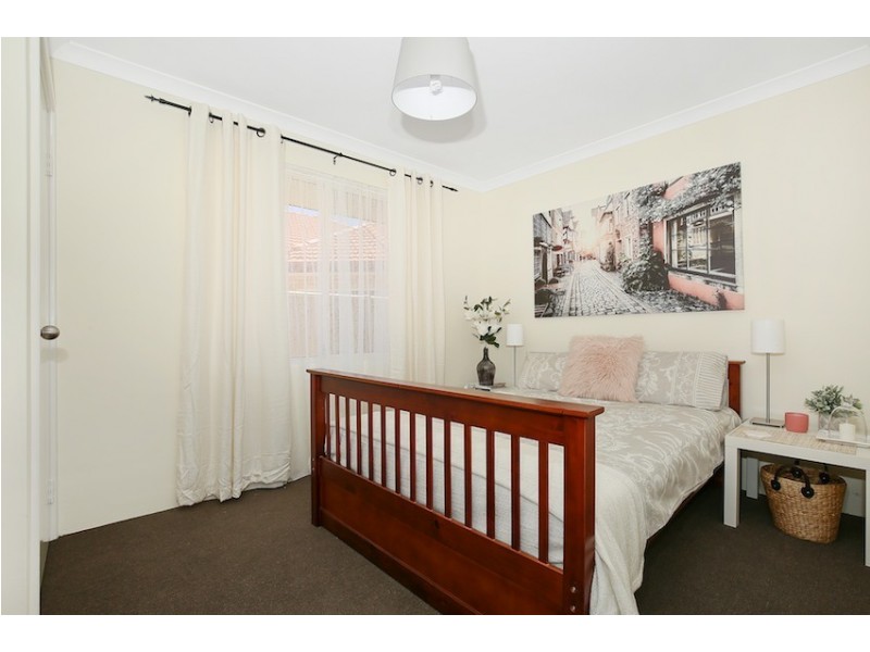 8 Pytheas Approach, Dudley Park WA 6210