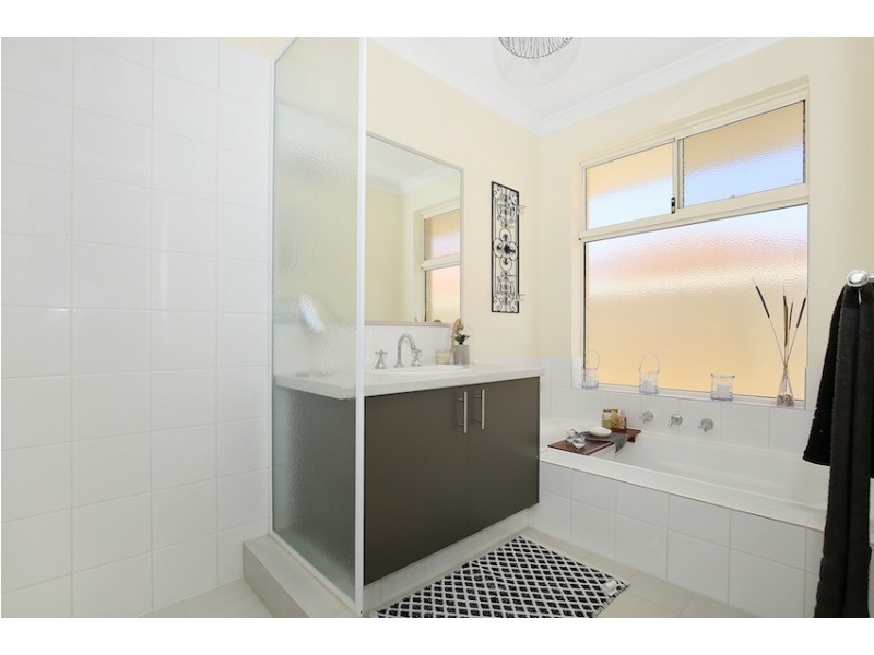 8 Pytheas Approach, Dudley Park WA 6210