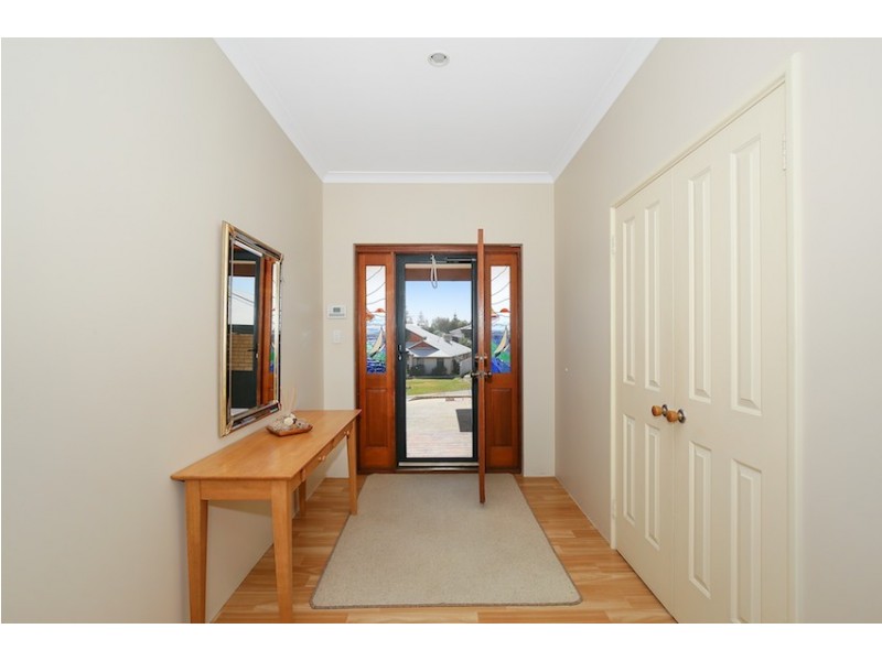 19 Indiana Parade, Singleton WA 6175