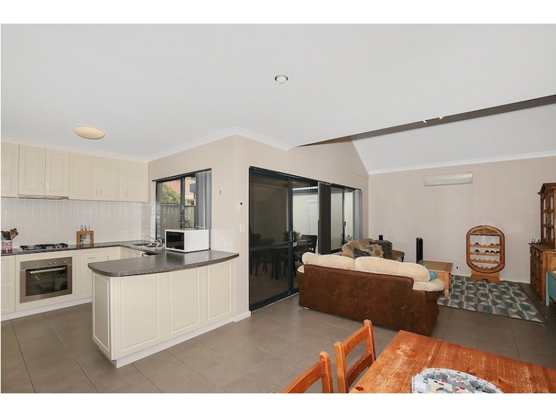 32B Gibson Street, Mandurah WA 6210